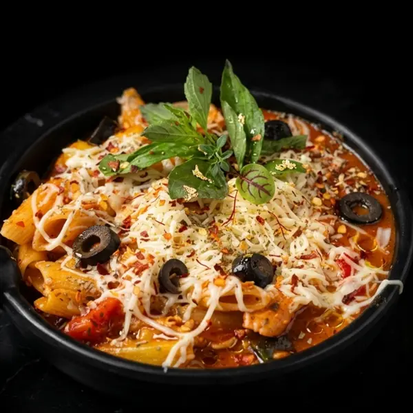luxury-cafe - RED SAUCE PASTA