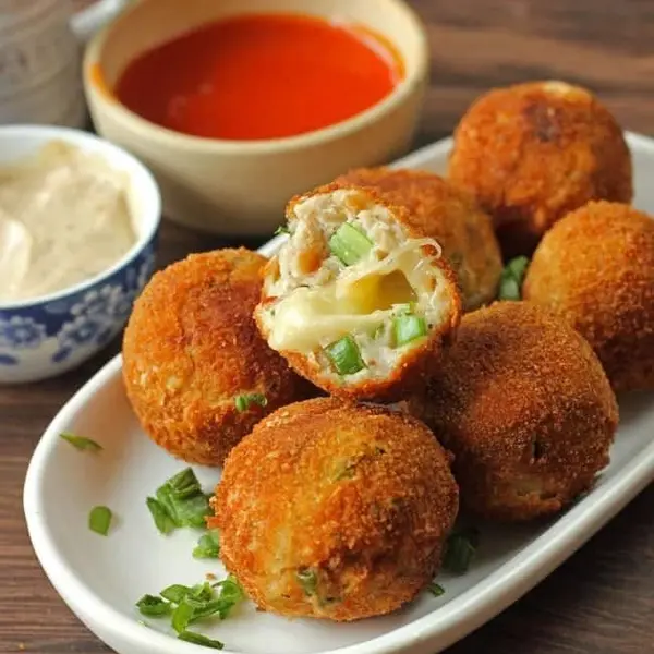 luxury-cafe - Cheese Balls (8) pc