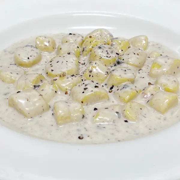 maccheroni-republic - GNOCCHI CON SALSA AL PARMIGIANO E TARTUFO