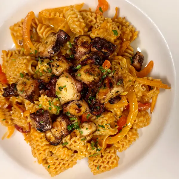 maccheroni-republic - Radiatori di Kamut con polpo grigliato