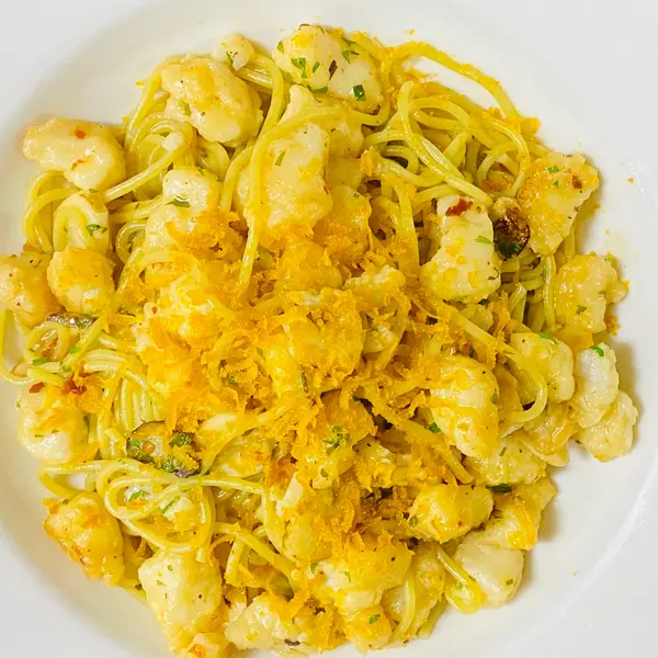 maccheroni-republic - Spaghetti aglio e olio e bottarga