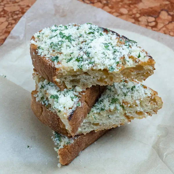 maccheroni-republic - Garlic Bread