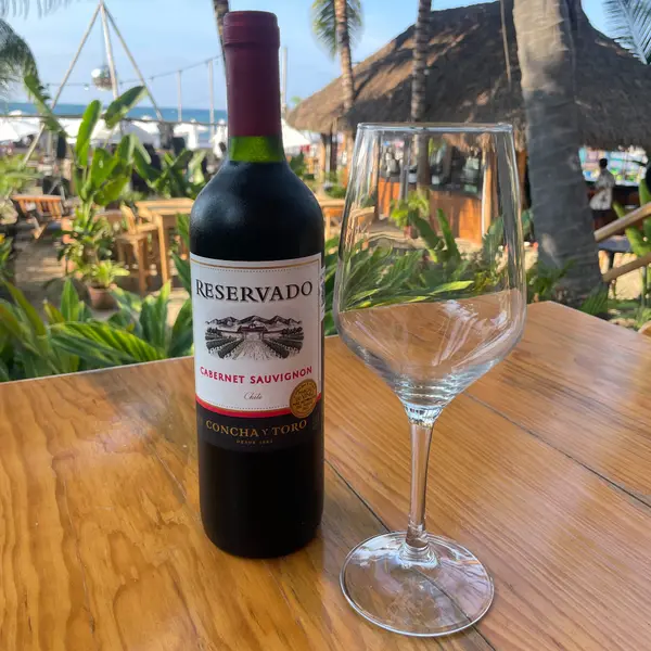 maika-sayulita - Vino de la Casa