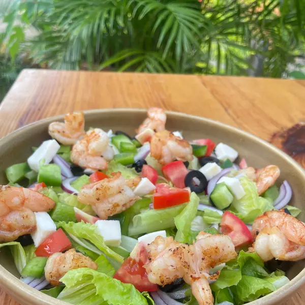 maika-sayulita - Ensalada Mediterreaneo 💚