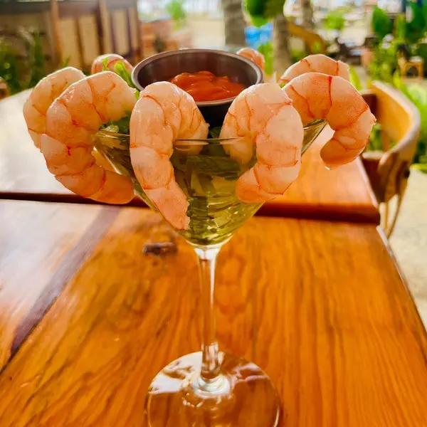 maika-sayulita - Cóctel de camarones americano