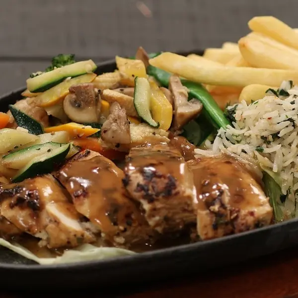 malik-biryani-barbecue-restaurant - Chicken Steak Sizzler