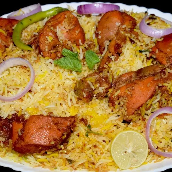 malik-biryani-barbecue-restaurant - Chicken Tikka Biryani Boneless