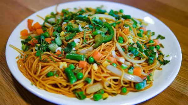 manchurian-indian-cuisine - Vegetable Chowmein