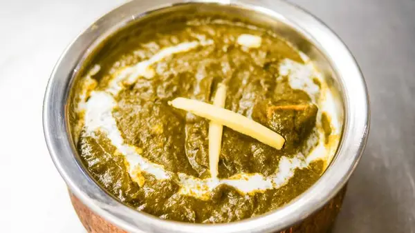 manchurian-indian-cuisine - Palak Paneer