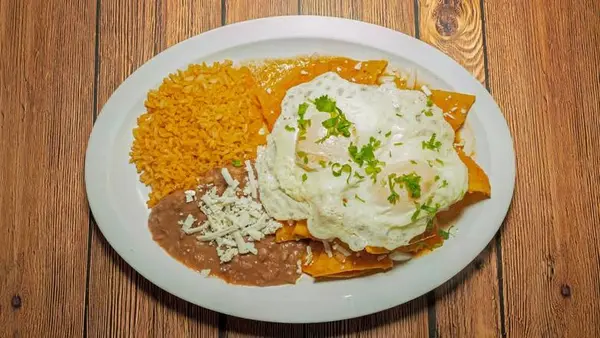 marcelas-taqueria - Chilaquiles