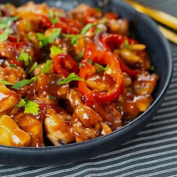 mavi-masa-balik-restaurant-cafe-bar - BBQ sauce (chıcken ın bbq sauce)