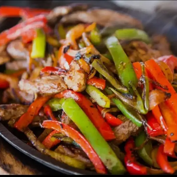 mavi-masa-balik-restaurant-cafe-bar - MEXICAN fajıta (spıcy fajıta)