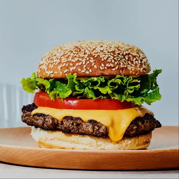 mavi-masa-balik-restaurant-cafe-bar - ET Chizburger( meat cheese burger)