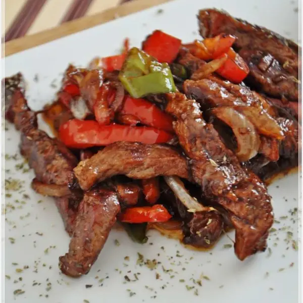 mavi-masa-balik-restaurant-cafe-bar - ET BBQ SOSLU( meat ın bbq sauce)