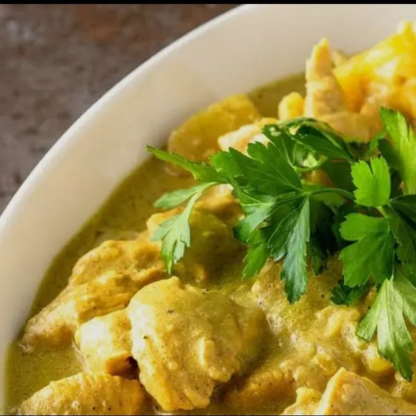 mavi-masa-balik-restaurant-cafe-bar - KORI soslu tavuk (Chicken ın curry sauce)