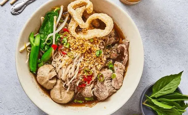 meesen-thai-eatery - A. Guay Tiew Rua (boat noodles)