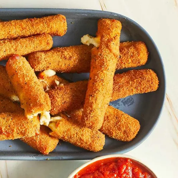 milano-restaurant-grand-plaza - Fried mozzarella sticks