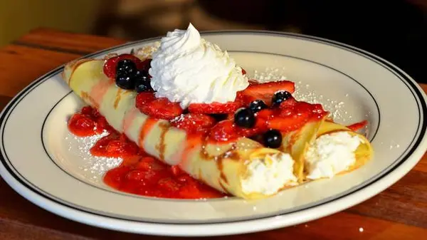 mimis-cafe - Mixed Berry Crepes