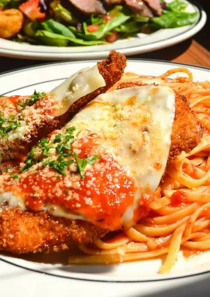 mimis-cafe - Chicken Parm