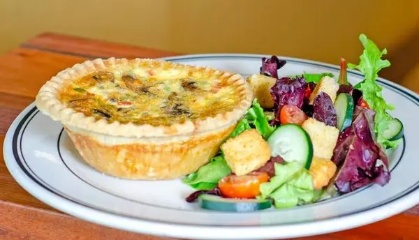 mimis-cafe - Seasonal Garden Quiche