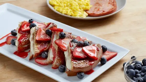 mimis-cafe - Pain Perdu with Mixed Berries