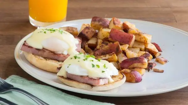 mimis-cafe - Classic Benedict