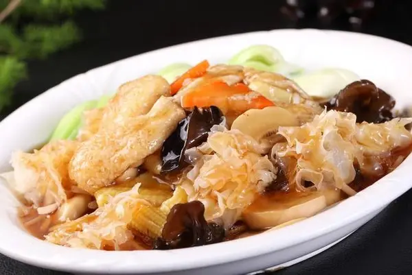 ming-dynasty - Sauteed Bamboo Fungus with Veggie (竹笙扒上素)