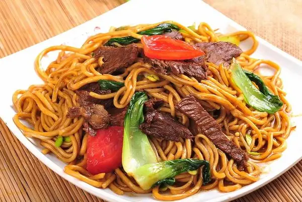 ming-dynasty - Beef Chow Mein (牛肉炒麵）