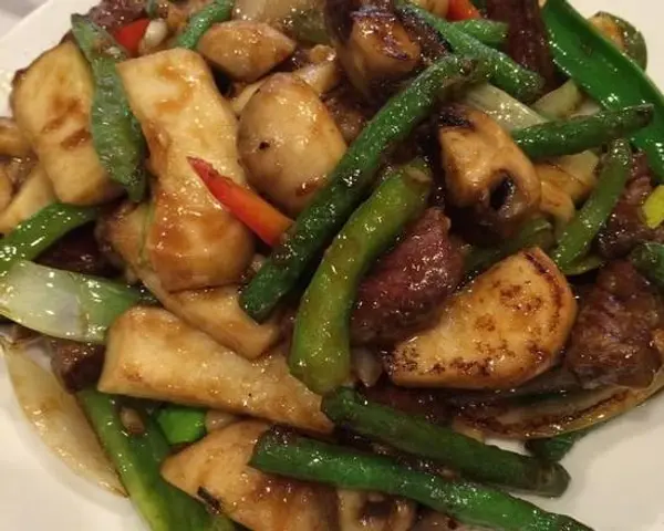 ming-dynasty - Stir-Fried Rib Eye Steak with Mixed Mushroom (燒汁什菌炒牛柳)