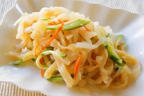 ming-dynasty - Jelly Fish Salad (涼拌海蜇絲)