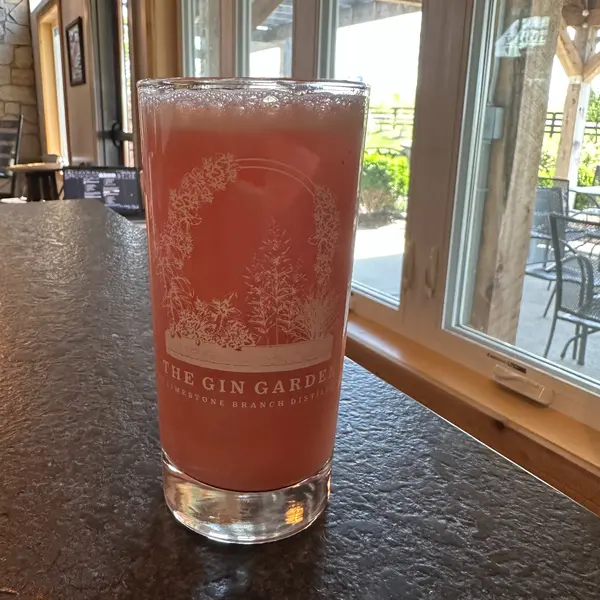 minors-lounge - Strawberry Gin sour