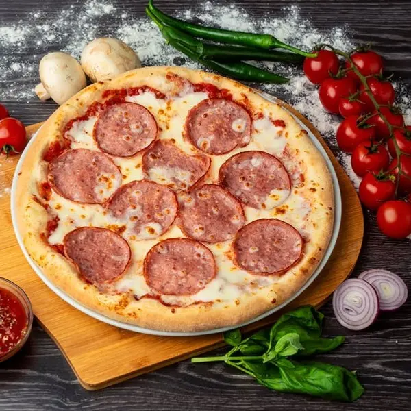 mona-pizza-food - Pizza Salami