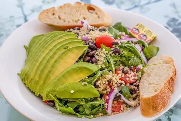 morning-due-cafe - Quinoa Arugula Salad