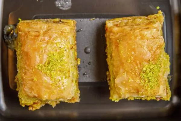 mr-falafel - Baklava