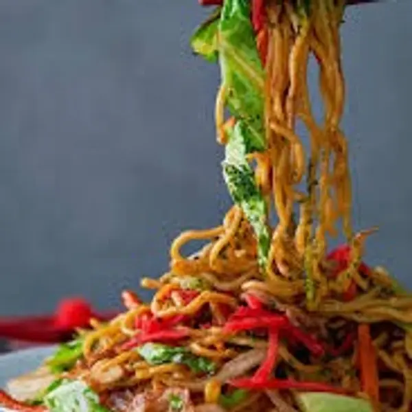 musubi-izakaya - Yakisoba Pork