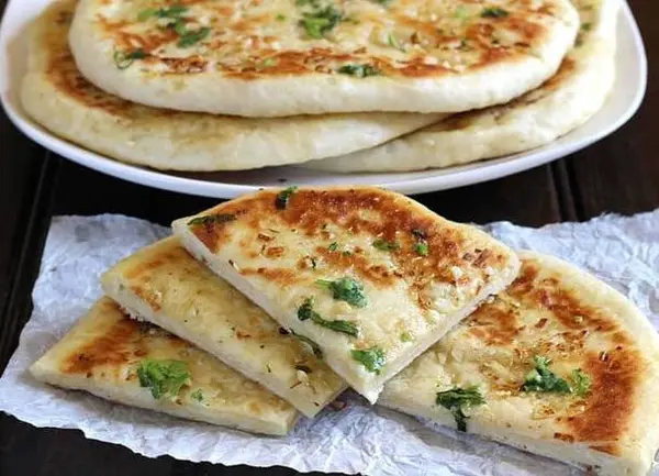 namaste-indian-cuisine - Paneer Naan