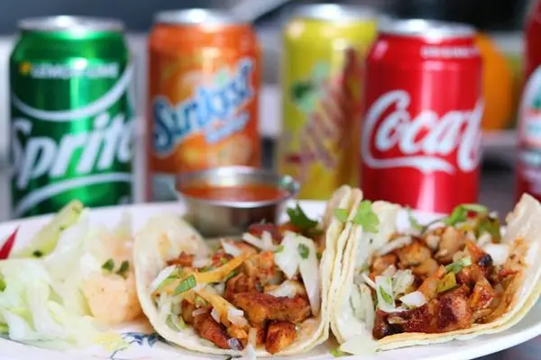 naomis-pupuseria-restaurant - Special de Tacos + Soda / Tacos Special with soda