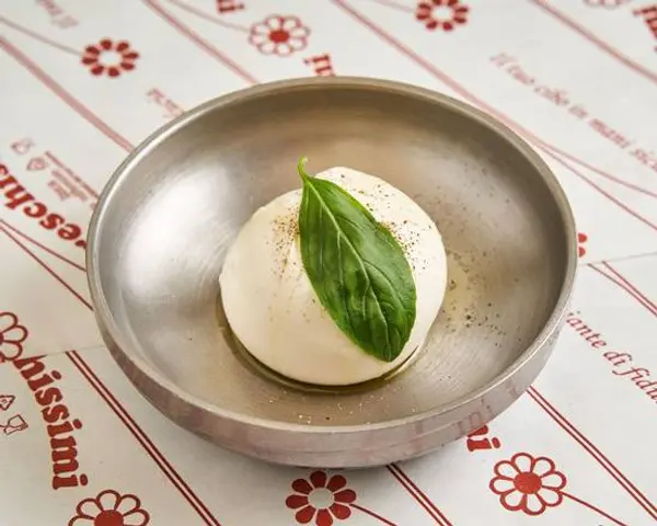 napoli-gang-by-big-mamma-charonne - Classic Burrata