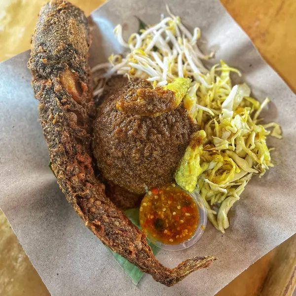 nasi-dulang-daun-pisang-bangi-al - SUMATERA KELI