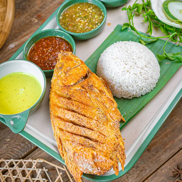 nasi-dulang-daun-pisang-bangi-al - DULANG TALAPIA