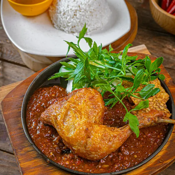 nasi-dulang-daun-pisang-bangi-al - SAMBAL BAKAR AYAM