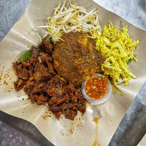 nasi-dulang-daun-pisang-bangi-al - SUMATERA DGG GORENG