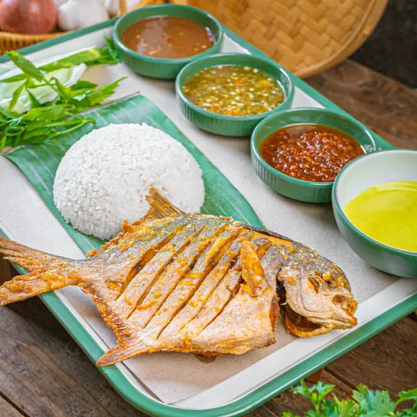 nasi-dulang-daun-pisang-bangi-al - DULANG BAWAL
