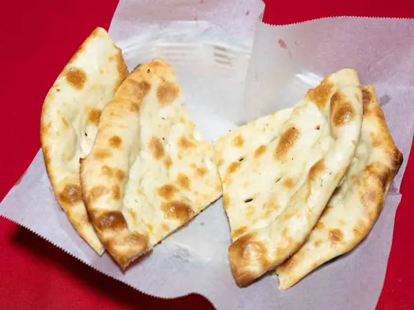 nepalese-indian-restaurant - Naan