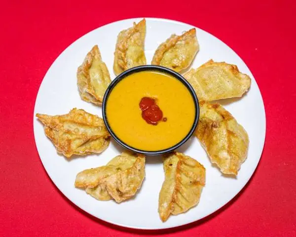 nepalese-indian-restaurant - Fried Momo (8pcs)