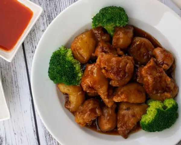 new-burma - Crispy Chicken With Broccoli Crispy Chicken With Broccoli