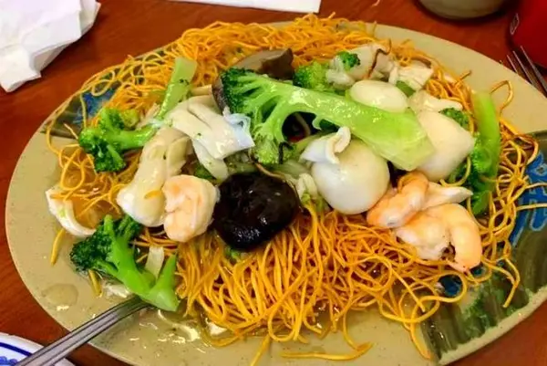 new-fortune-restaurant - Seafood Pan Fried Noodle(海鲜煎面)