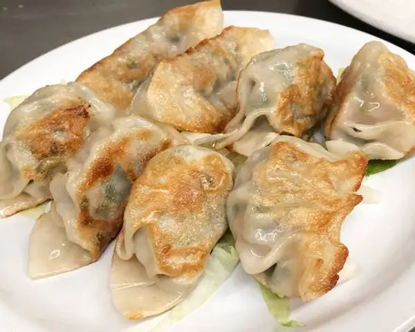 new-regent-cafe - Pan Fried Chive & Pork Dumplings 香煎韭菜猪肉饺