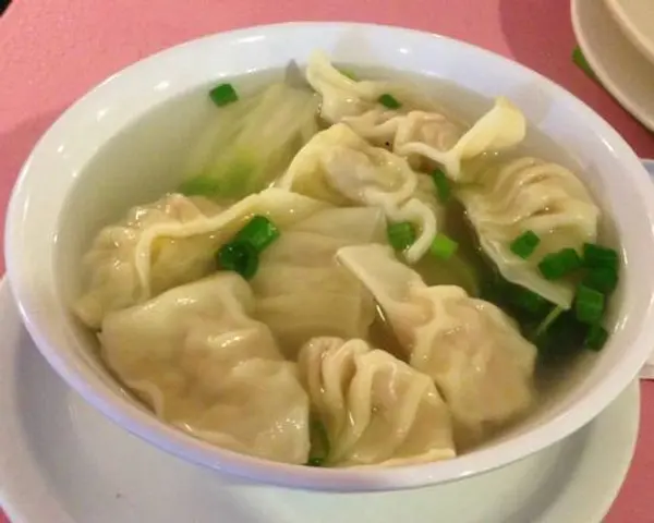 new-regent-cafe - Cabbage  & Pork Dumpling Soup 上汤椰菜猪肉餃