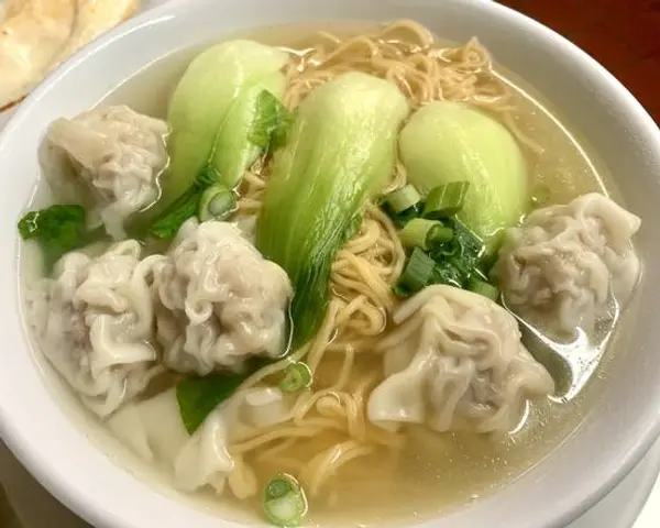 new-regent-cafe - Wonton Noodle Soup 雲吞湯粉